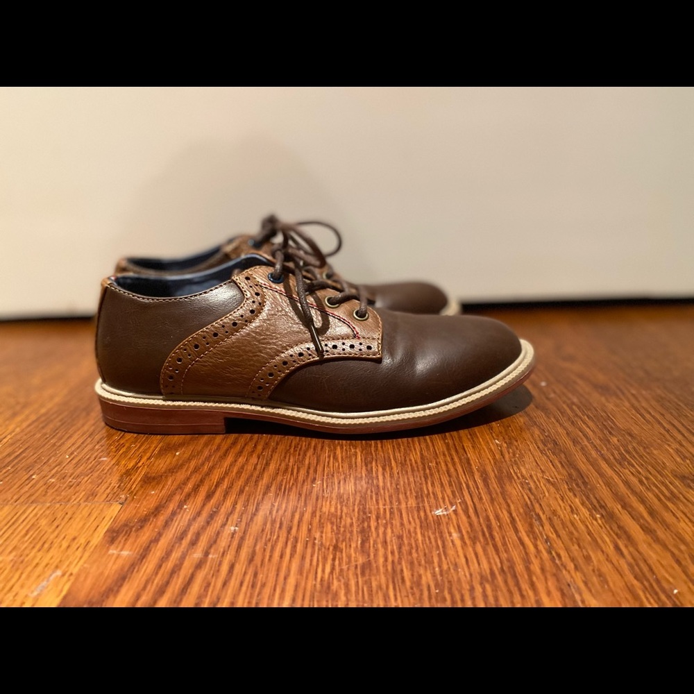 Boys  shoes